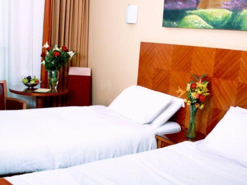 Treacys Hotel & Leisure Centre Waterford Extérieur photo