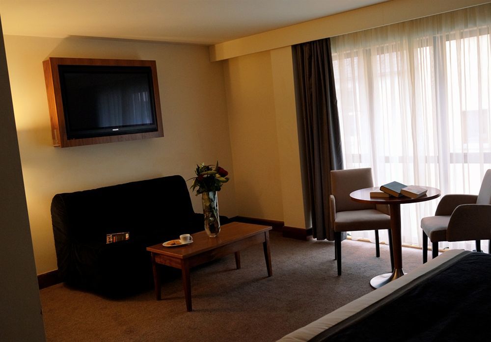 Treacys Hotel & Leisure Centre Waterford Extérieur photo